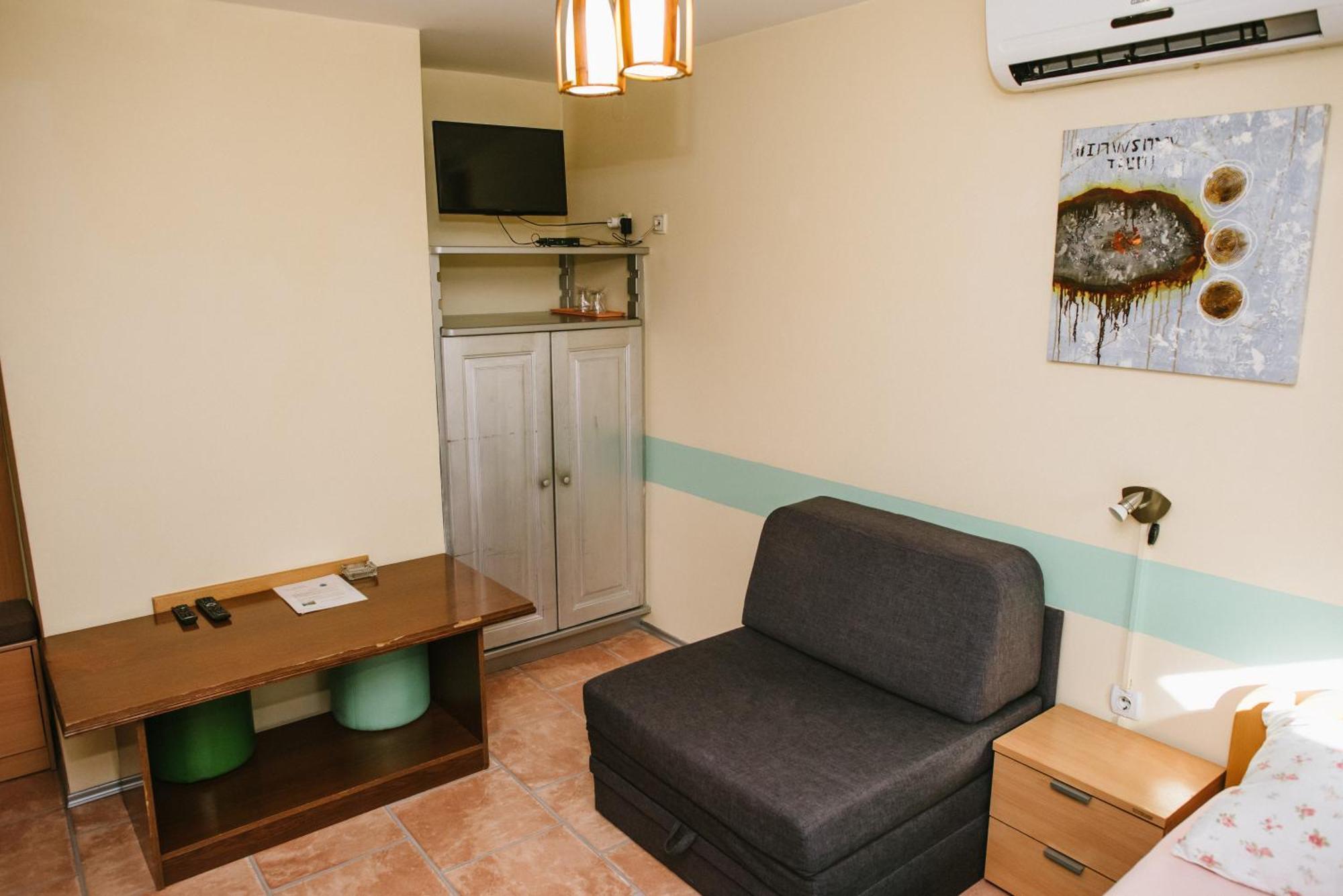 Sobe Tatjana Apartment Palic Exterior photo